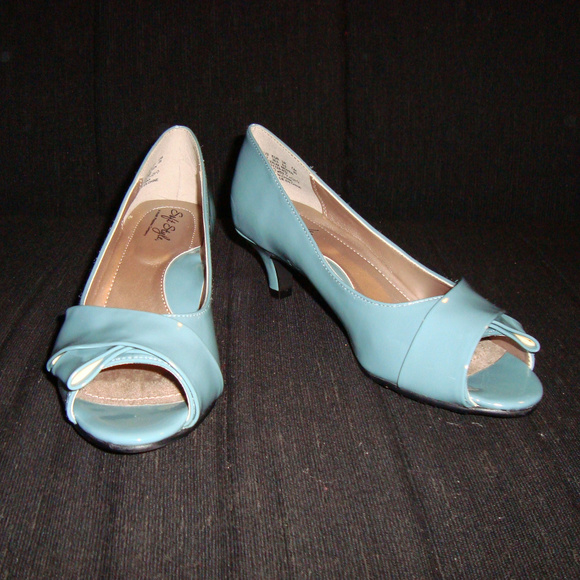 NEW Soft Style by Hush Puppies AUBREY- Soft Blue - Picture 1 of 8